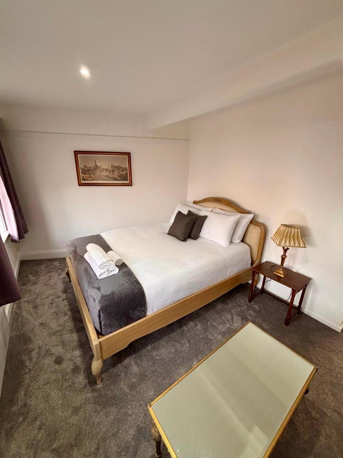 Juniper Berry Hotel Southampton Luaran gambar