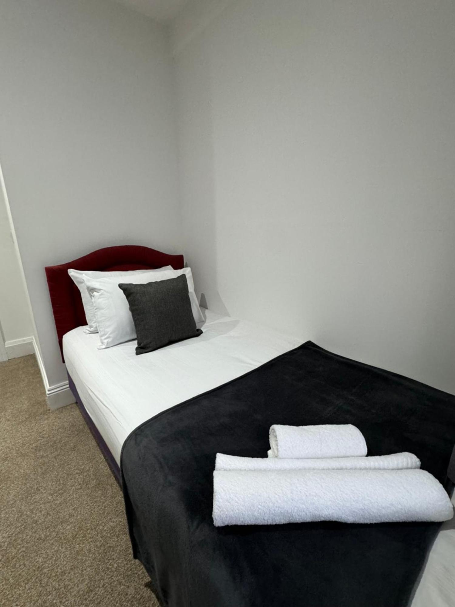 Juniper Berry Hotel Southampton Luaran gambar