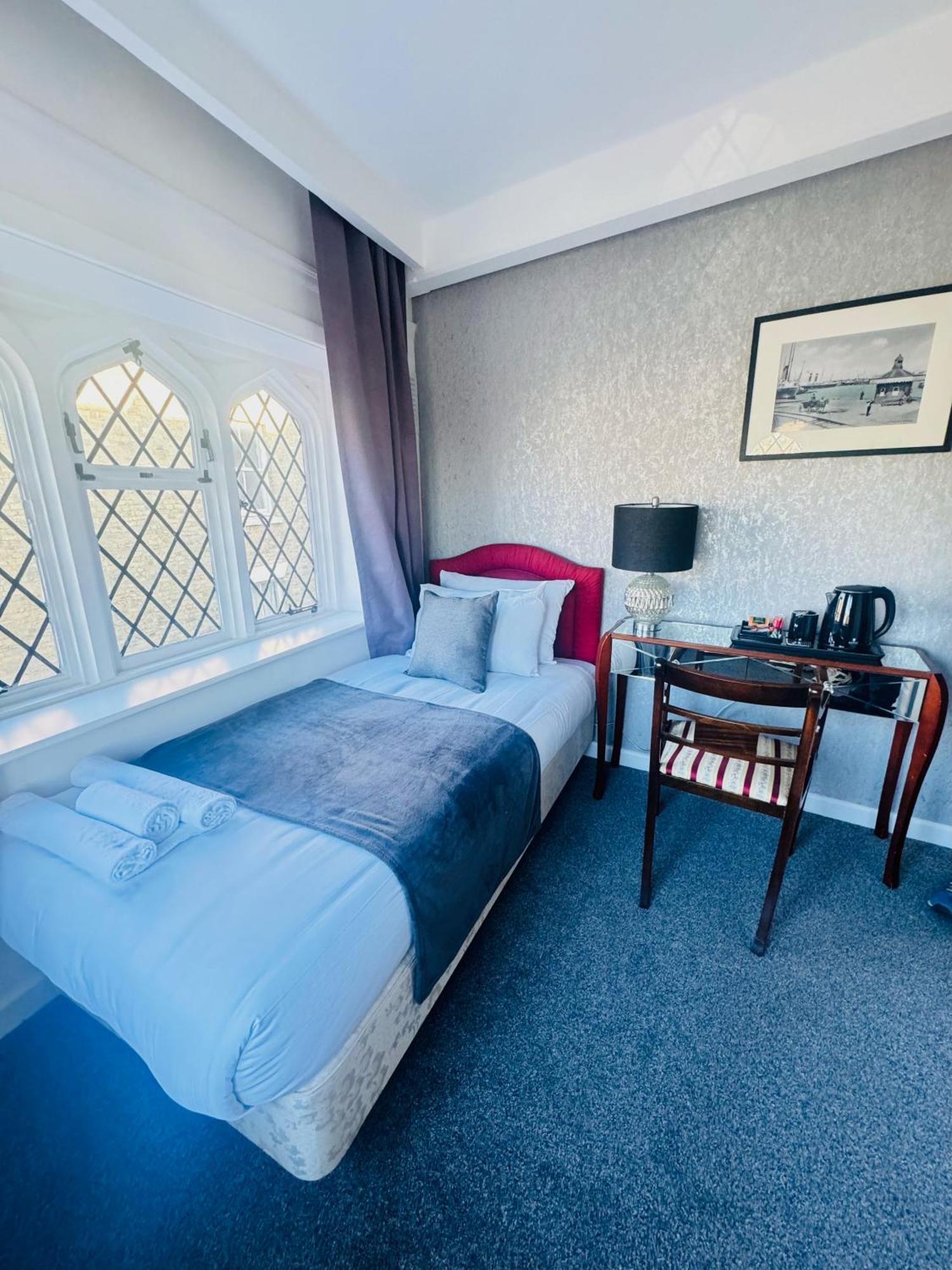 Juniper Berry Hotel Southampton Luaran gambar