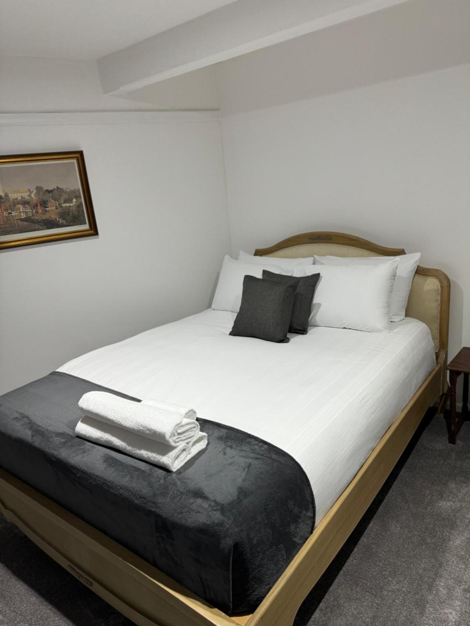 Juniper Berry Hotel Southampton Luaran gambar